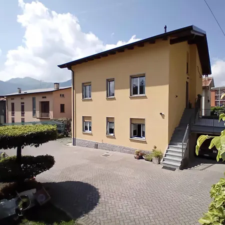 Maiola Haus * Mandello del Lario